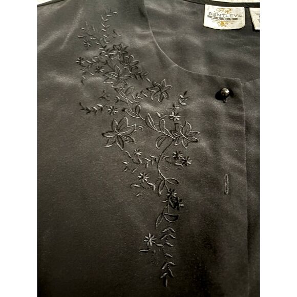Black Floral Embroidered Button Top 24W Whimsigoth Fairy Grunge Dark Cottagecore - Picture 2 of 8